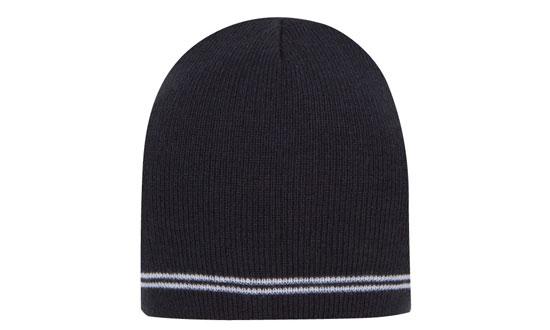 Bonnet en acrylique à rayures et tête de mort