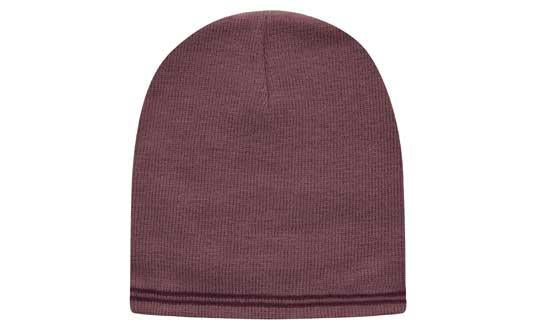 Bonnet en acrylique à rayures et tête de mort