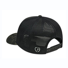 Charger l&#39;image dans la galerie, Flexfit 110® MultiCam® Trucker Mesh Back Cap

