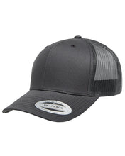 Charger l&#39;image dans la galerie, Yupoong Adult Retro Trucker Cap
