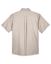 Charger l&#39;image dans la galerie, Men&#39;s Easy Blend™ Short-Sleeve Twill Shirt with Stain-Release
